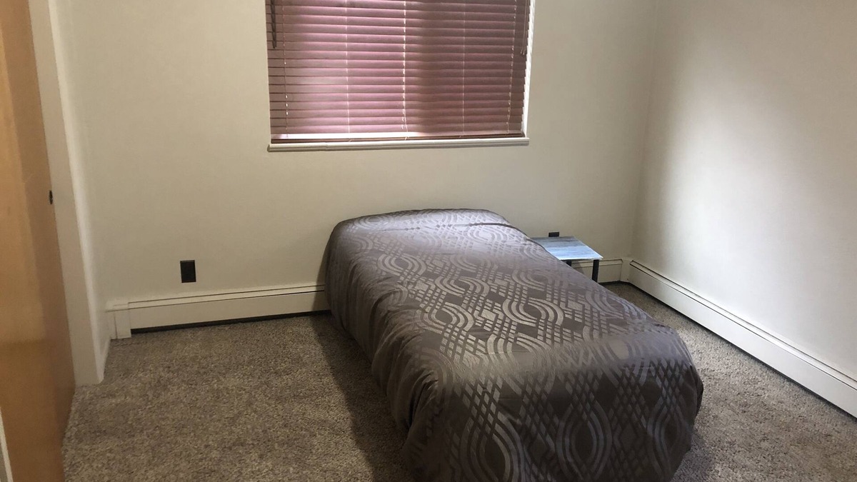 Cheyenne Apartment | Last minute opening for Cheyenne Frontier Days!