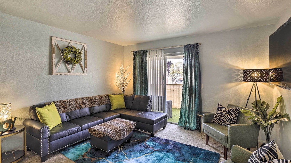 Laughlin Condo | Laughlin Mtn Getaway: 2 Mi to Colorado River