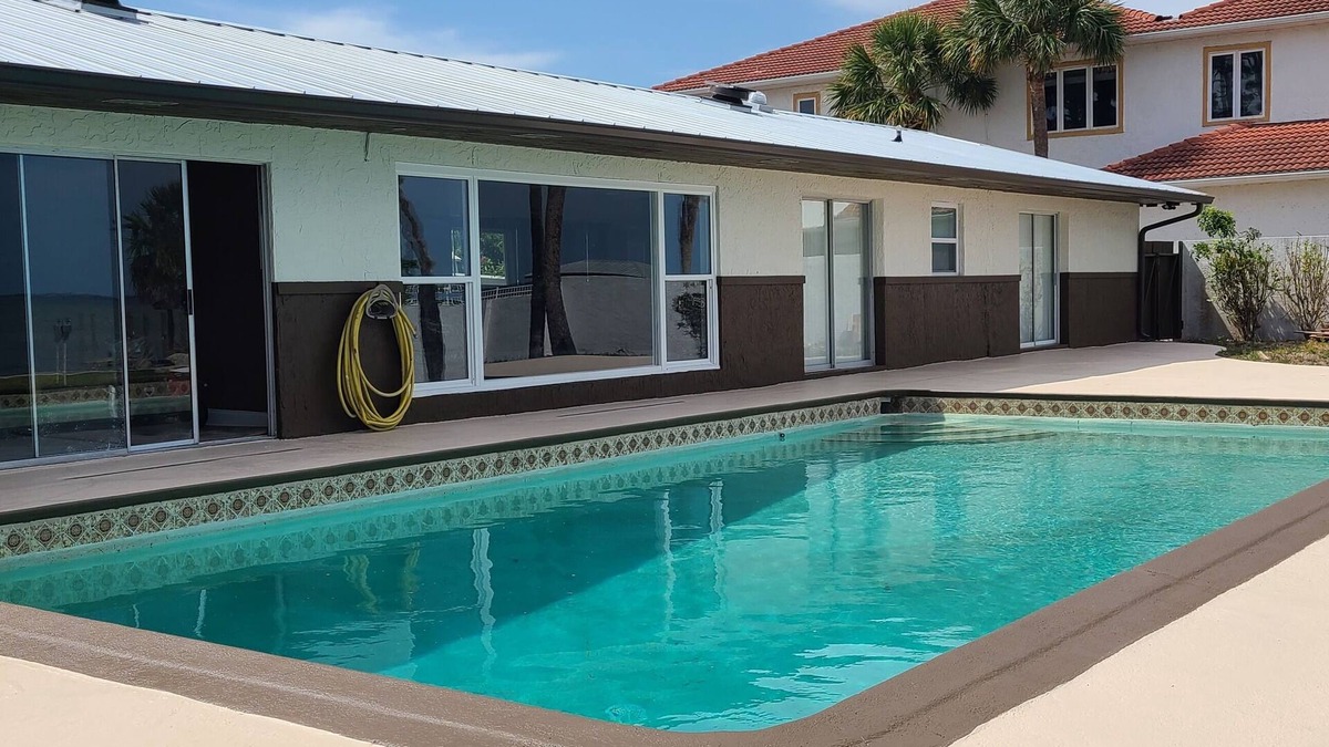 Titusville House | Launch Junction - waterfront house in Titusville with rocket launches view
