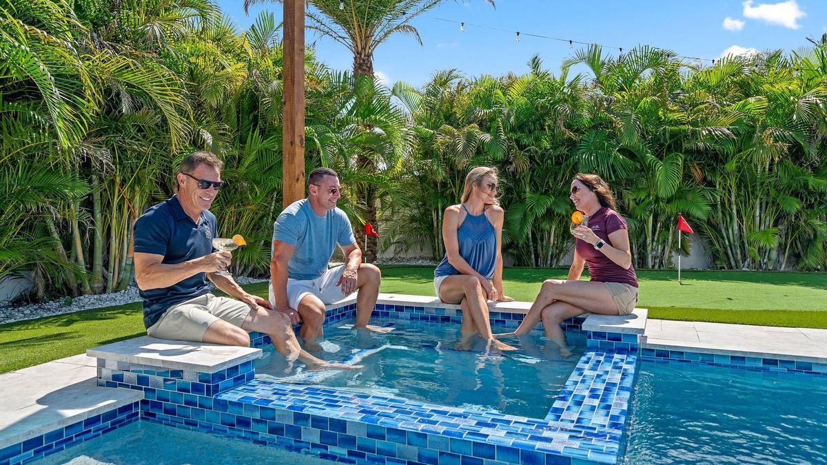 Avon By The Sea House | Launch Pad 5/4.5 with En Suites- Beach access