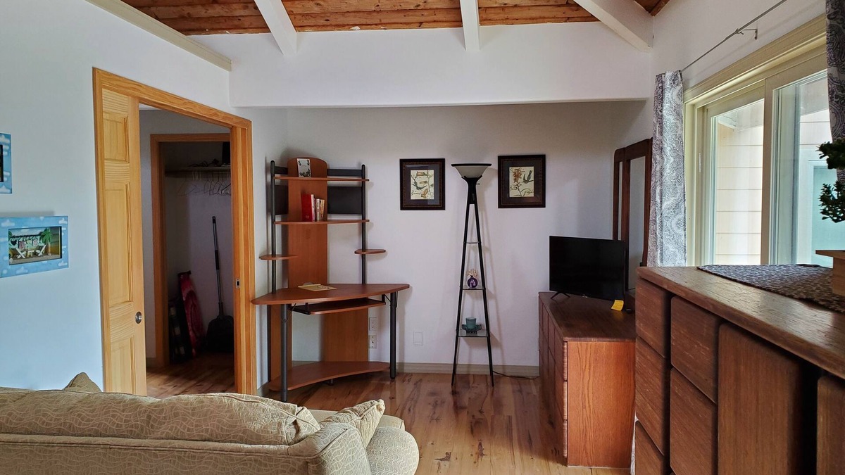 Mark Twain Apartment | Lava Java Inn On The Big Islands Kau Coast