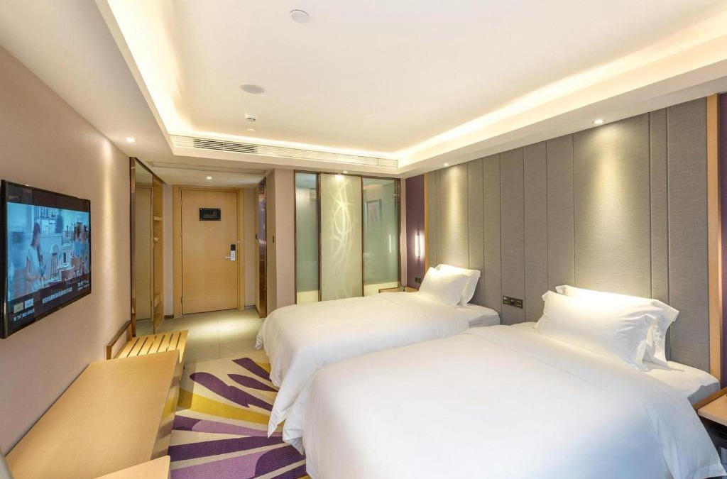 Da'an District Hotel | Lavande Hotel Zigong Tanmulin Lantern Park