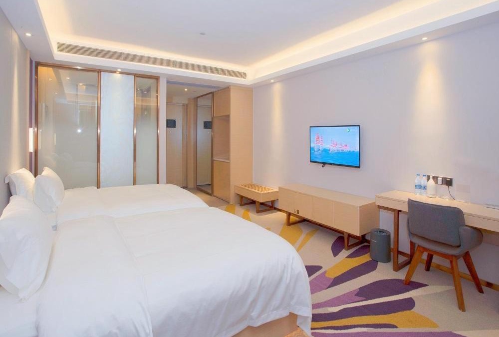 Yu Hua Tai Hotel | Lavande Hotels·Nanjing South of Olympic Stadium Daishan New Town