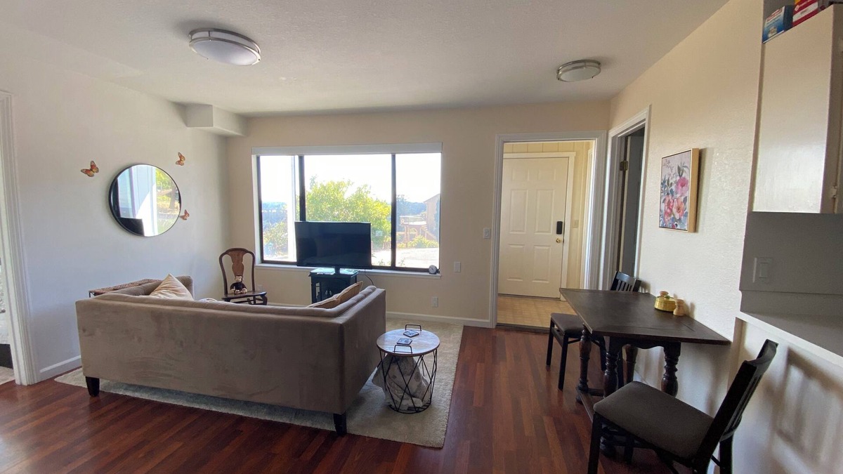 Watsonville Apartment | Lavandine farm welcomes travelers to our oasis above Monterey Bay area!
