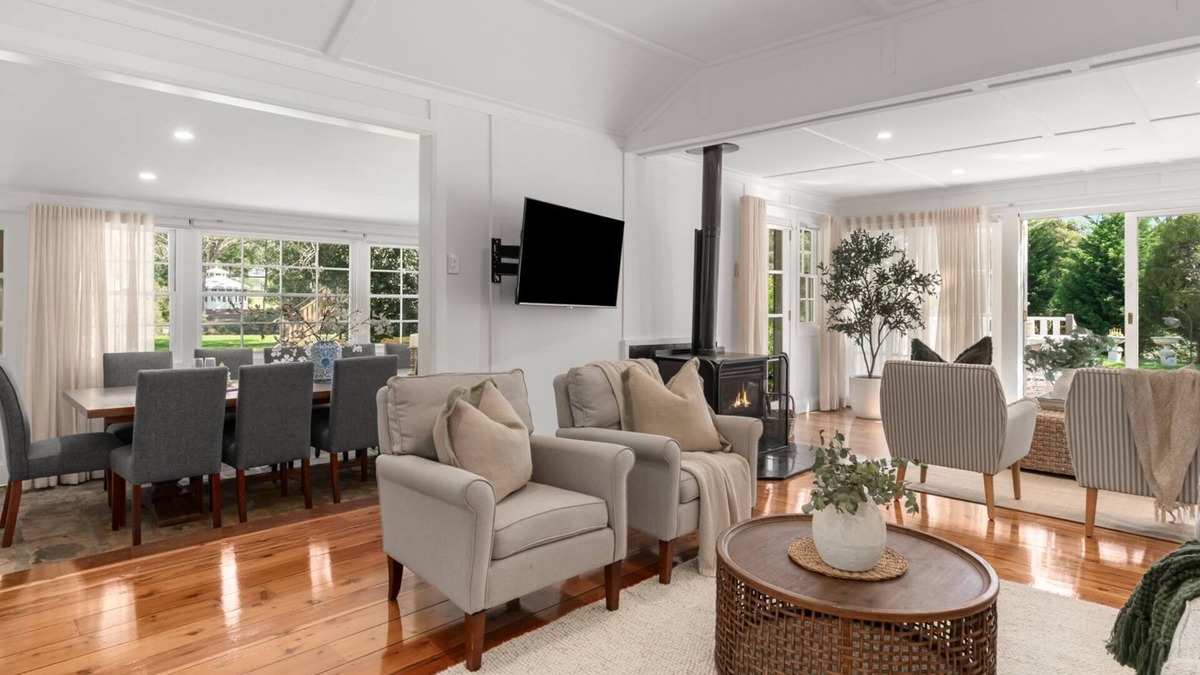 Alpine Cottage | Lavender Cottage, Alpine, Southern Highlands