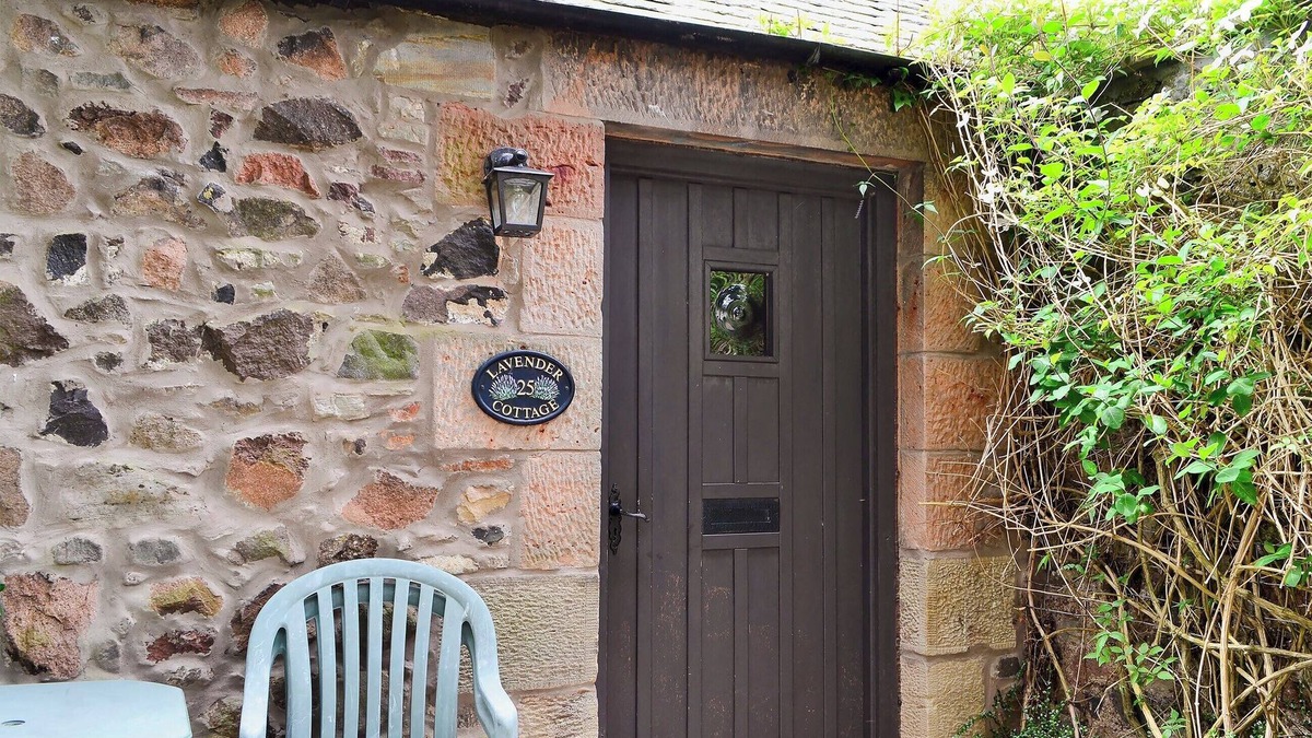 Akeld Cottage | Lavender Cottage-MGG