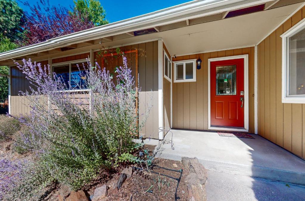 Larkspur House | Lavender Hollow