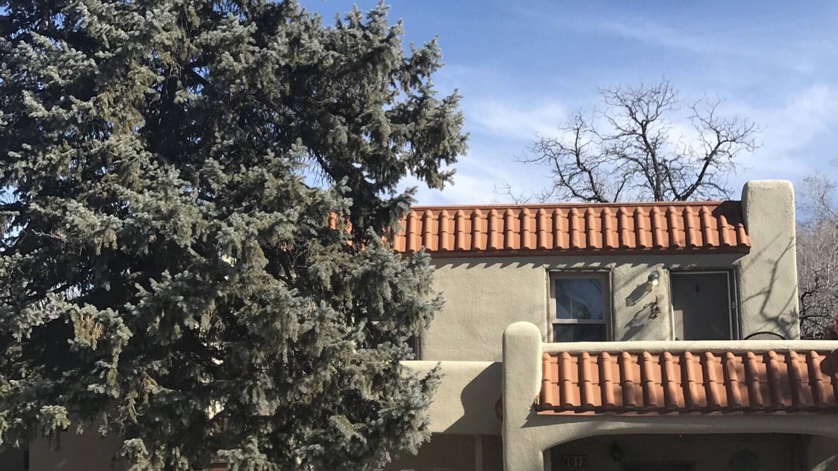 Farmington House | LAVENDER LIZARD B Upper Unit CASITAS