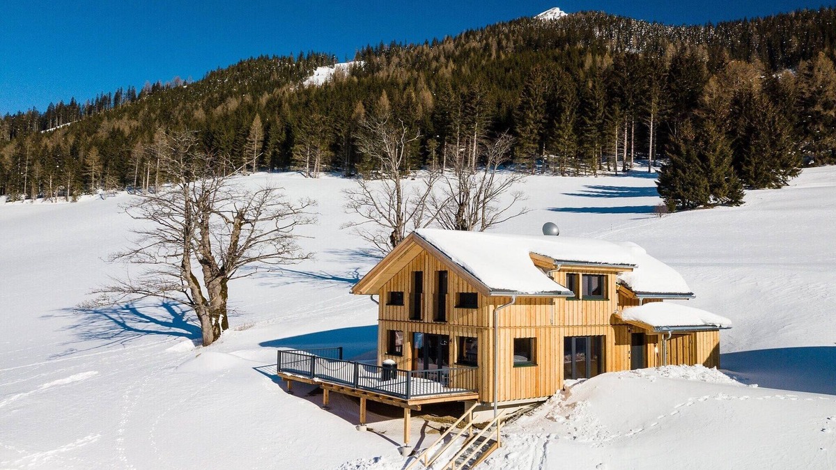 Hohentauern Ski Chalet | Lavish chalet with sauna near ski-slope