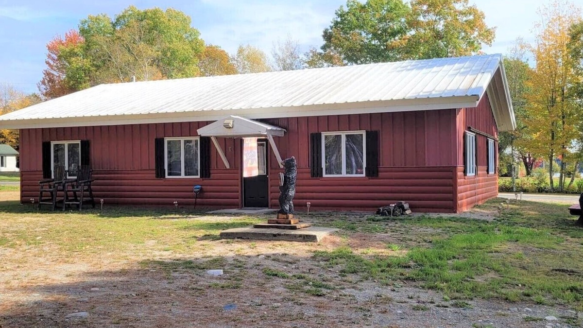 Penobscot County House | Lazy Bear Cabin With River Views! Gateway to Katahdin region!