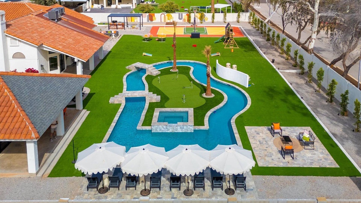 Glendale House | Lazy River Luxe | Pickleball | 6BR's | Pool & Spa