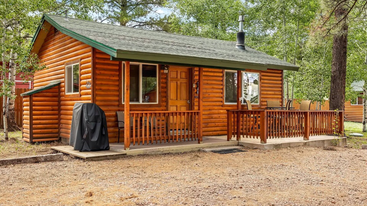 Greer Cabin | Lazy Trout Pinon Cabin