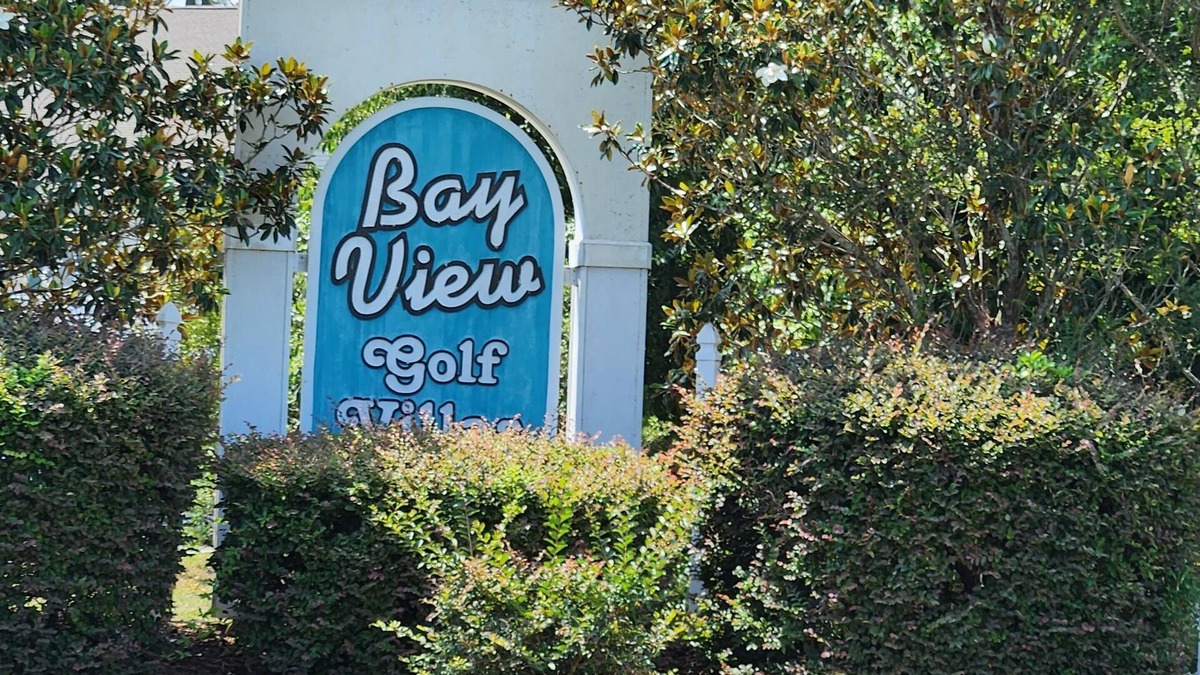 Surfside Beach Condo | Lazy Willow Condo in Myrtle Beach, with a short drive to the beach!