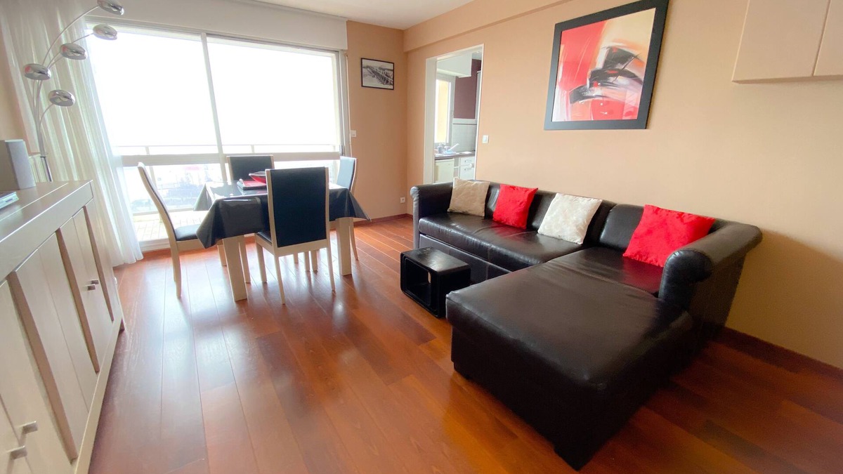 Port Apartment | Le Beach, appartement avec balcon et vue sur mer