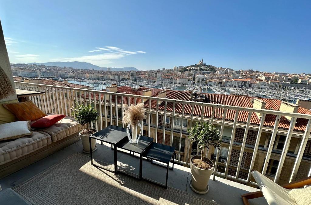 Hotel-de-Ville Apartment | Le Belvédère du Vieux-Port - Amazing View