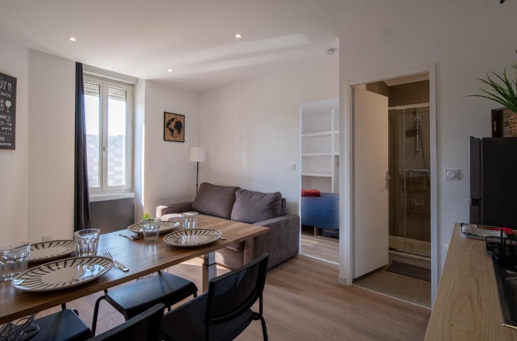Saint-Chamond Apartment | LE BISTROT 203 - Tout équipé - WIFI & TV