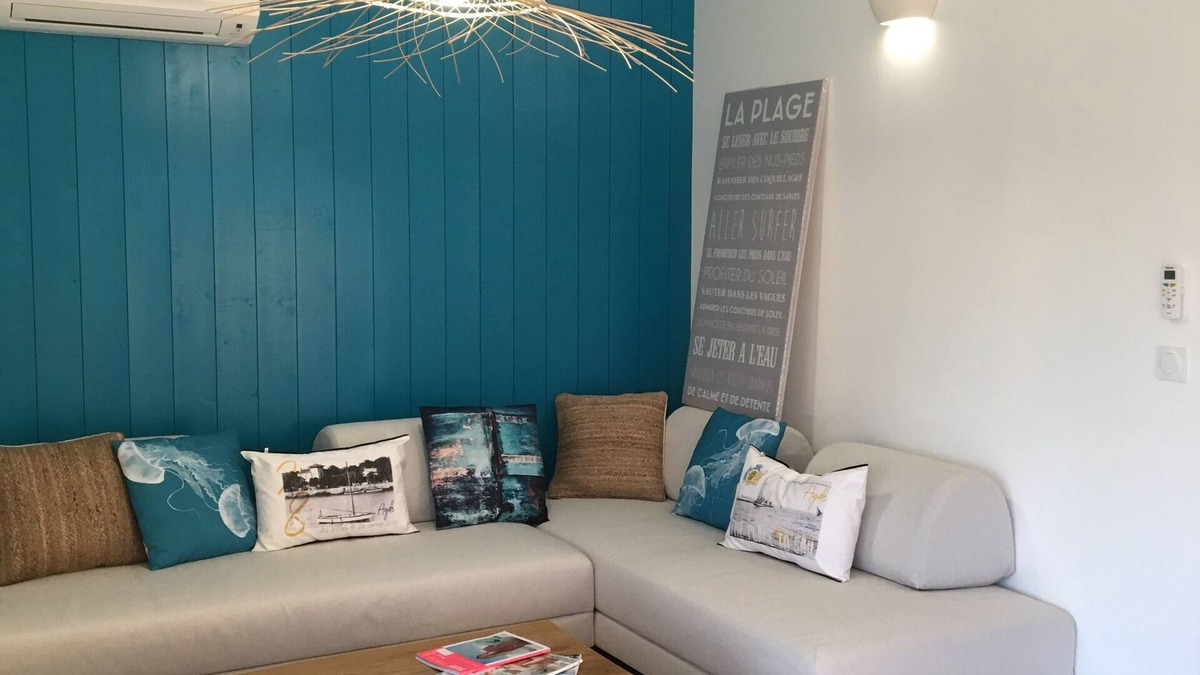 Cap d'Agde House | Le Cabanon de la Plage, a charming cottage located 50m from the beach!