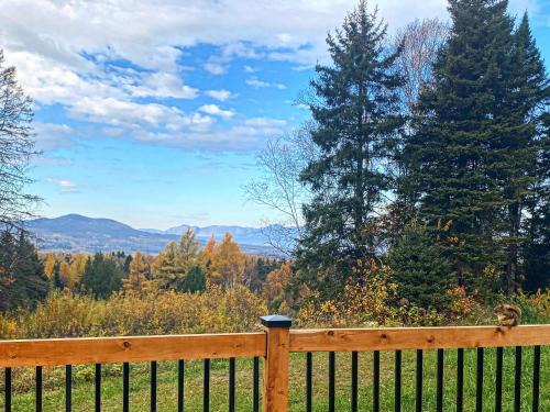 La Malbaie Apartment | Le Camp Perché #2