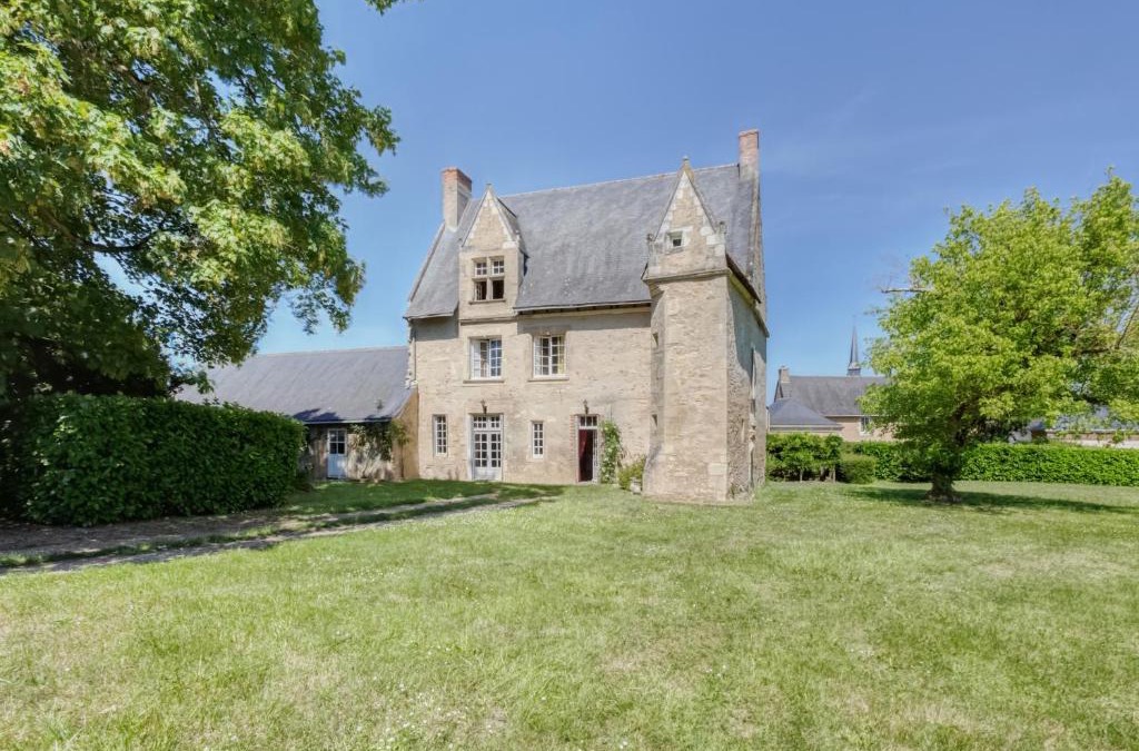 Les Rairies House | Le Castel