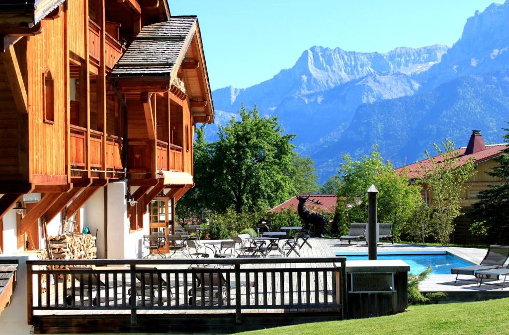 Sallanches Ski Chalet | Le Cerf Amoureux Chalet Privé & Spa