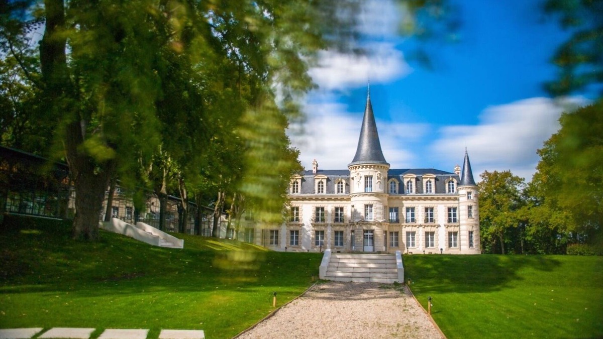Hardricourt House | Le Château d'Hardricourt