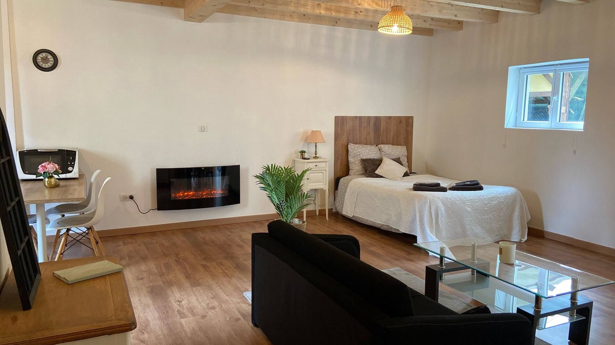 Riedisheim Apartment | Le Chêne: cosy little chalet near Mulhouse