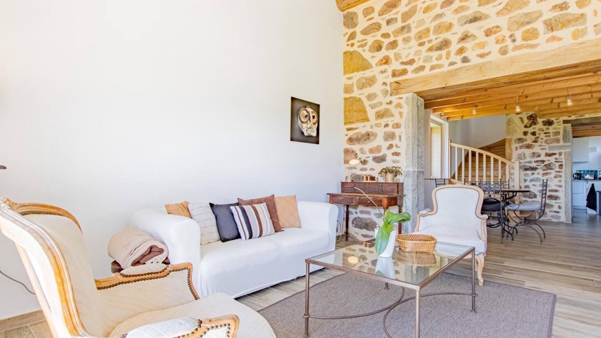 Montagny-sur-Grosne House | Le Chêne Maréchal - NAVOUR-SUR-GROSNE