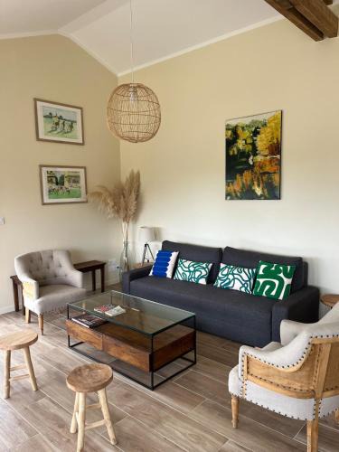 Les Salles-De-Castillon House | Le Chai