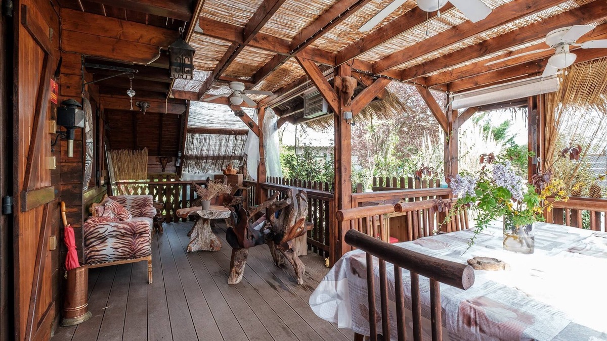 Montoldre House | Le Chalet Boisé - Maison avec jardin clôturé
