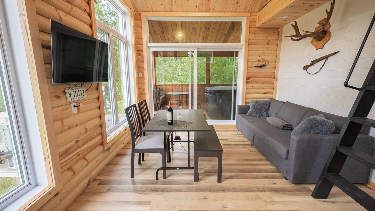 Mauricie Ski Chalet | Le chalet du chasseur - Waterfront!