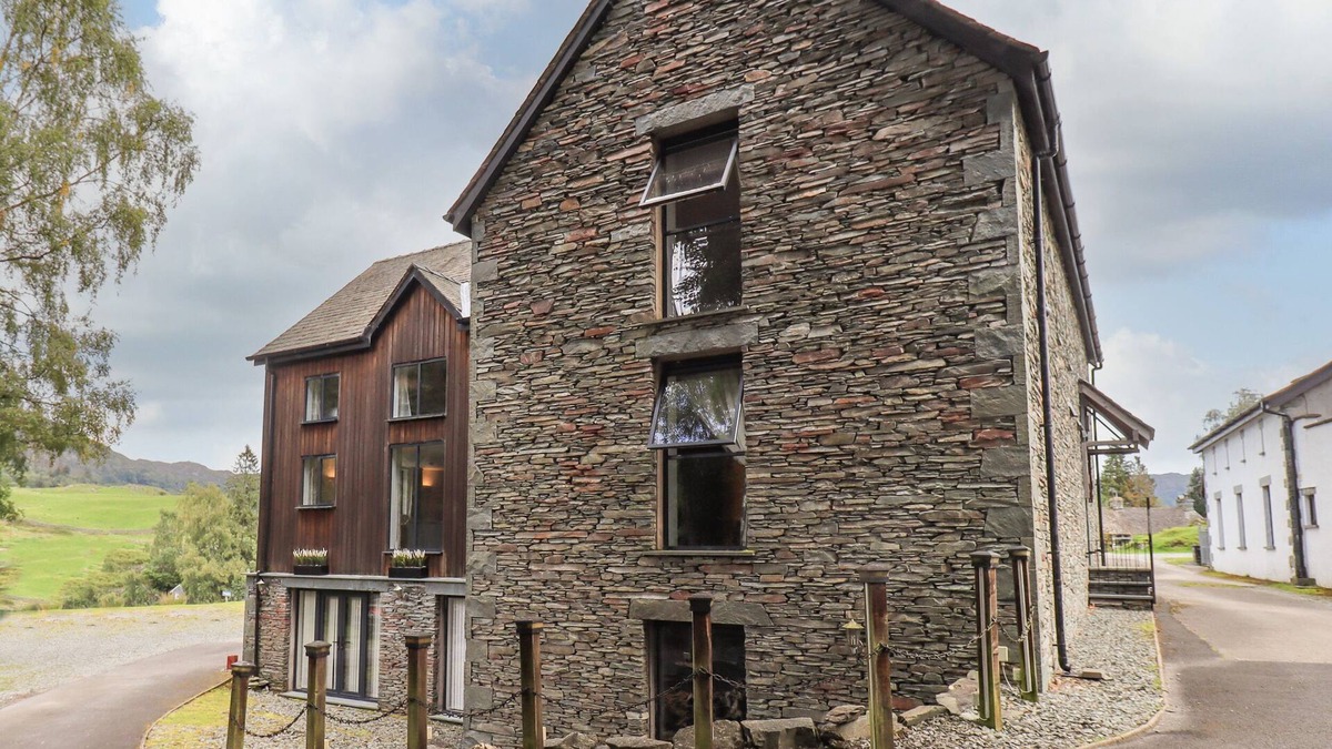 Elterwater House | LE CHALET, family friendly, with open fire in Elterwater