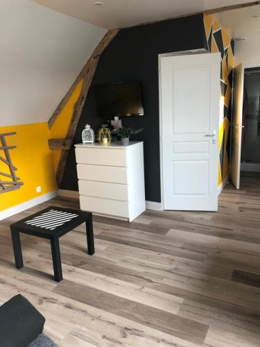 Briare House | Le champ des granges