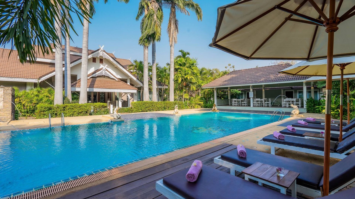 Mueang Kao Resort | Le Charme Sukhothai Historical Park Resort