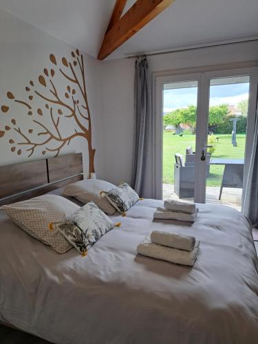 Renaison Bed & Breakfast | le chemin des Bérands chambres d'hôtes Renaison