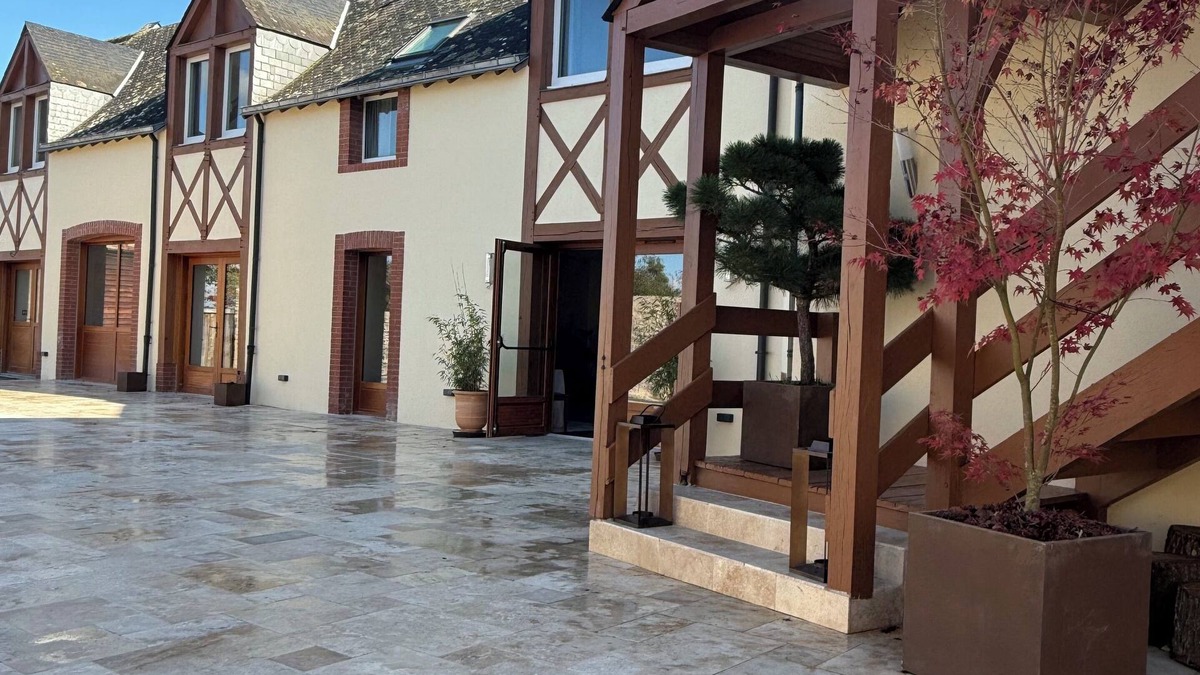Sainte-Suzanne-and-Chammes Apartment | Le Clos de Loré
