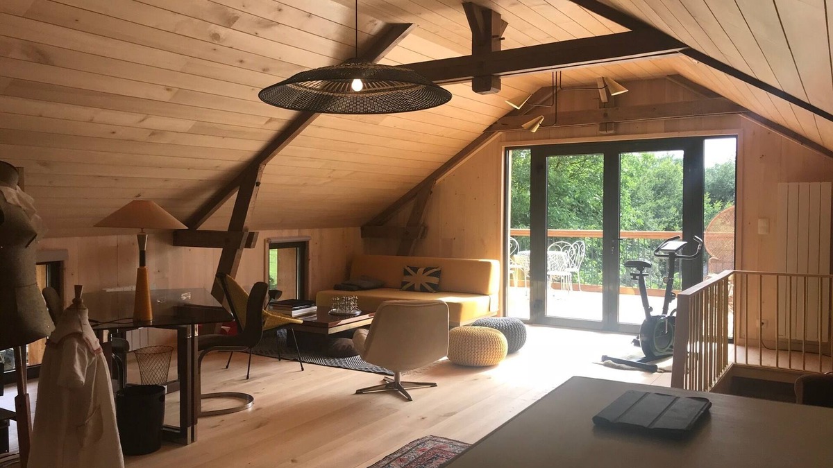 Nabirat House | LE CLOS DE LA BOISSIERE Renovated tobacco drying shed in the heart of Périgord Noir