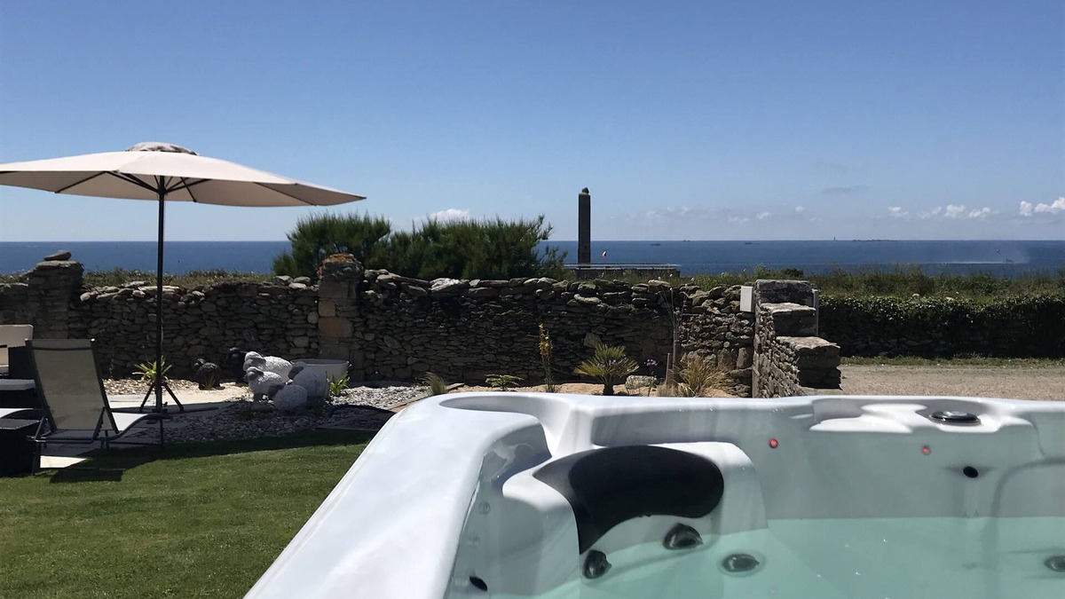 Saint-Mathieu Villa | Le Clos de la Pointe Saint-Mathieu, Breton villa * 180 ° sea view 2-13 pax