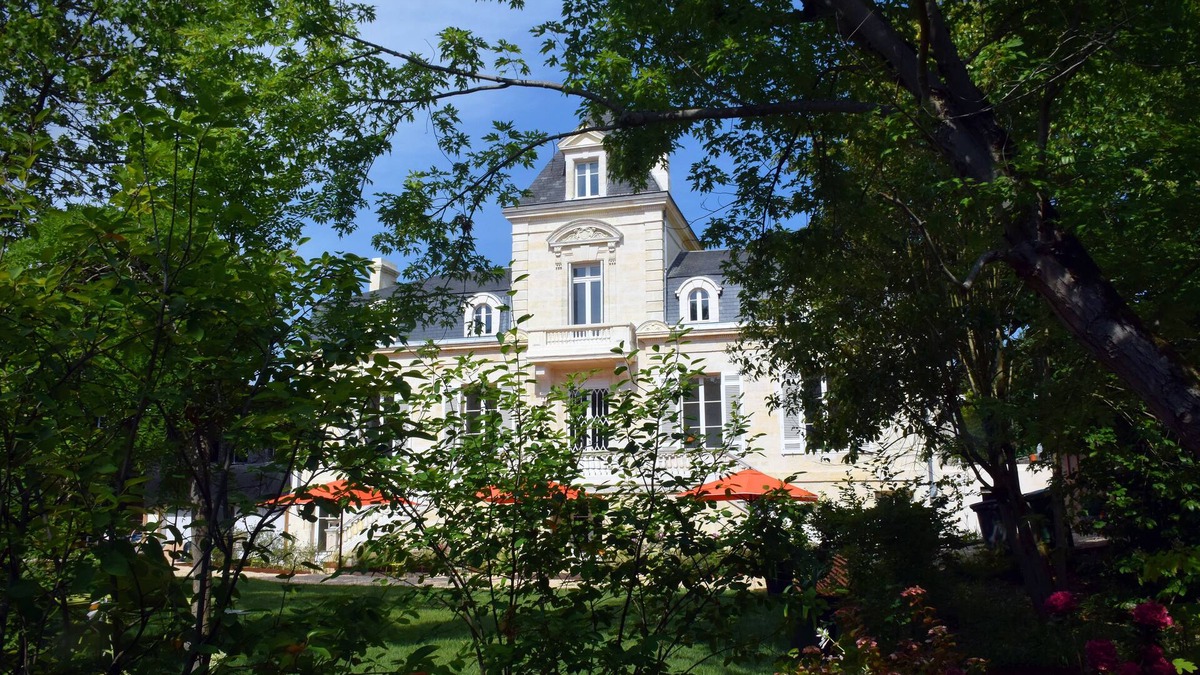 Bastide-Brazza House | Le Clos des Queyries