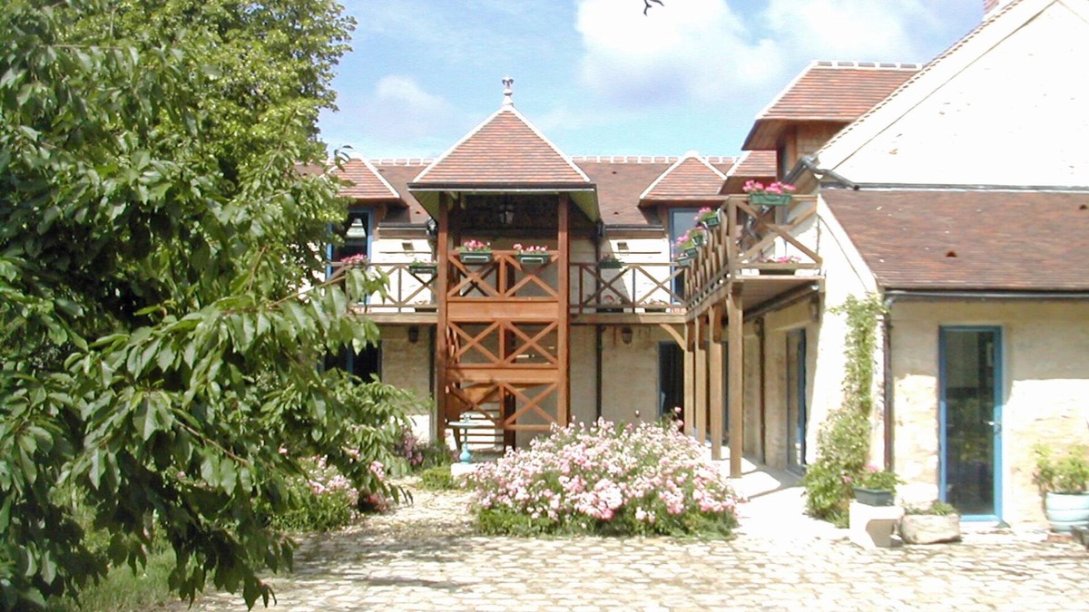 Bois-le-Roi Bed & Breakfast | Le Clos Fleuri