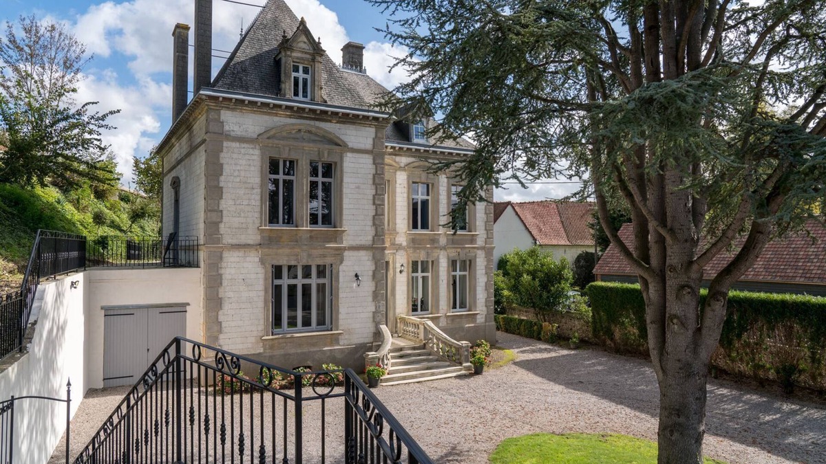 Neuville-sous-Montreuil House | Le Clos du Père Joseph large capacity gîte 15 people
