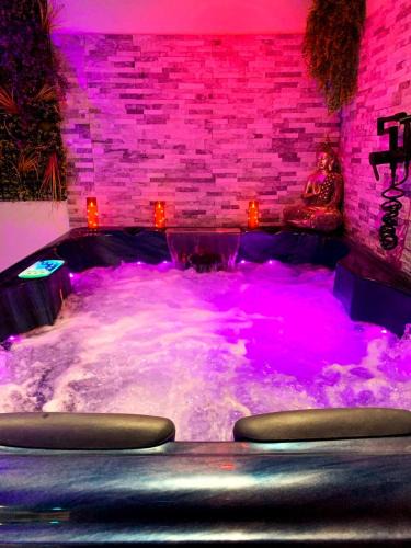 Fussy Apartment | le cocon de gepetto spa privatif