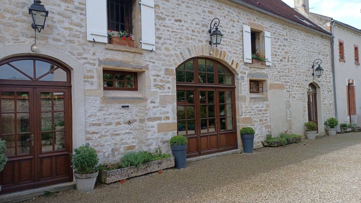Sermizelles House | Le Corps de Ferme