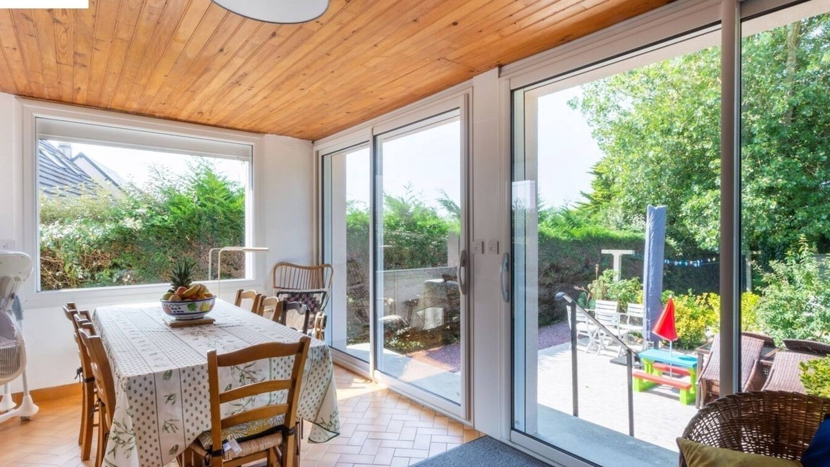 Anneville-sur-Mer House | Le Crépuscule. 300m from the beach, pets allowed.