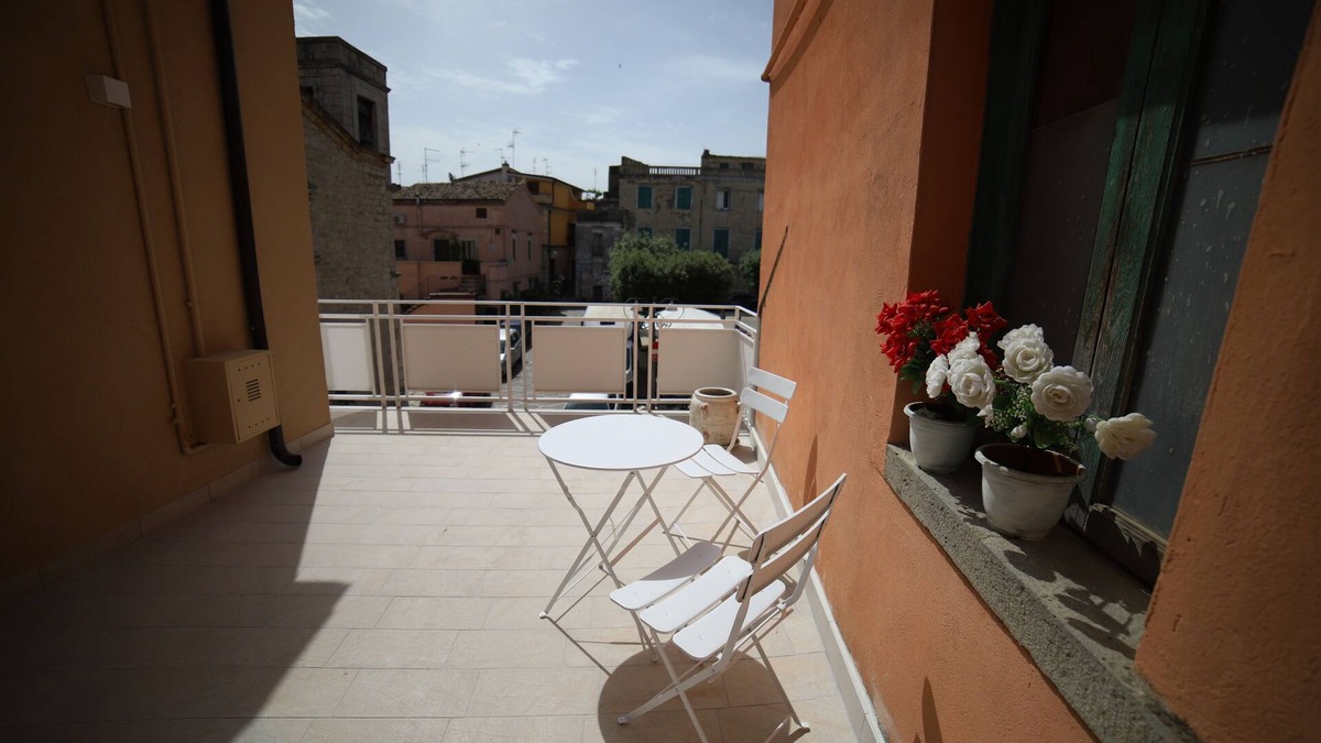 Venosa House | LE DIMORE DEGLI ARTISTI
