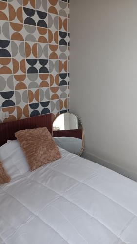 Saint-Hilaire-du-Harcouet Bed & Breakfast | Le domaine du Champ Han