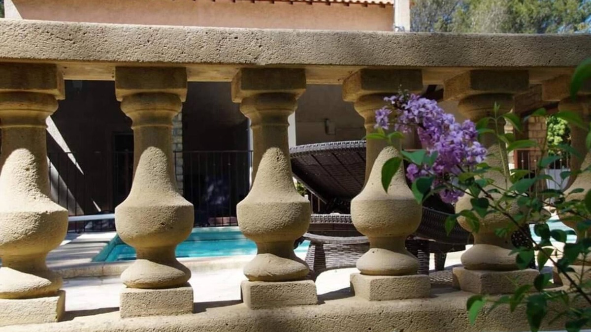 Grans Other | Le Domaine d'Alèzen