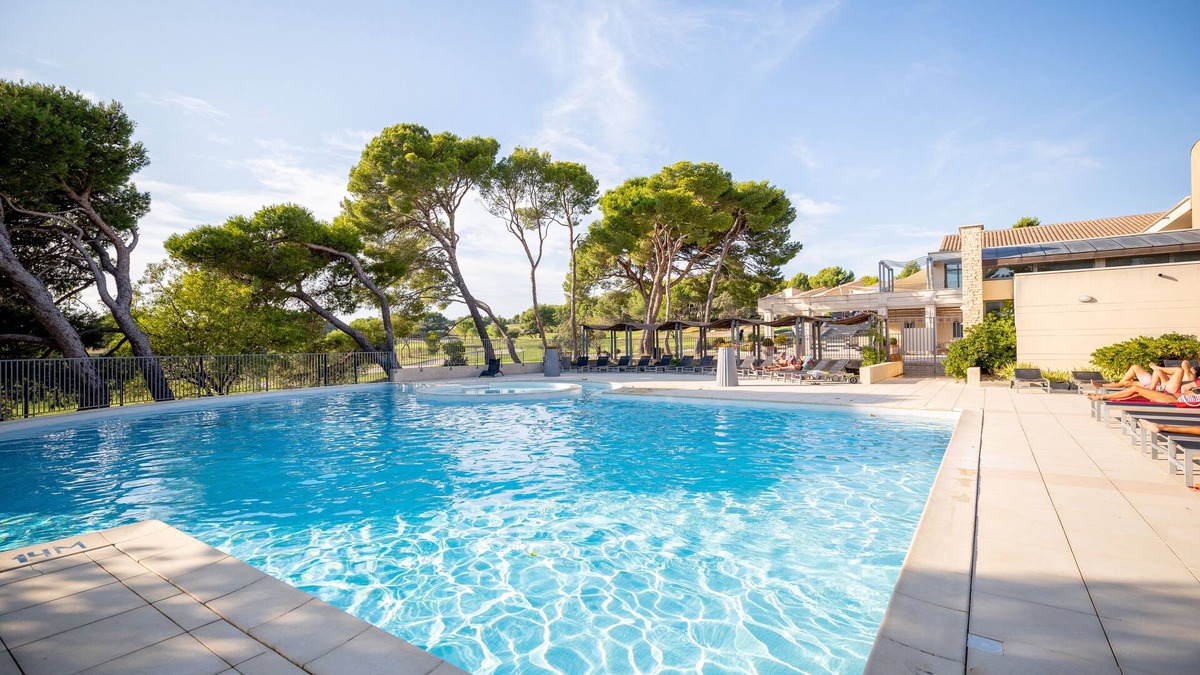 Saumane-de-Vaucluse House | Le Domaine de Provence Country Club