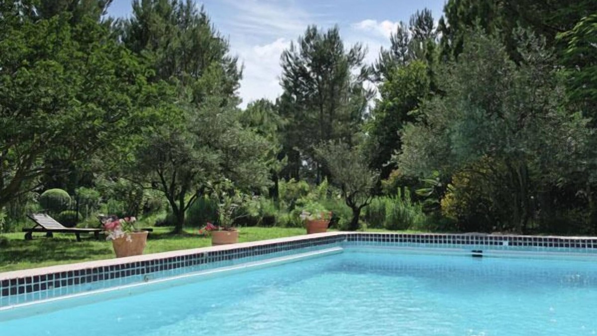 Orgon Bed & Breakfast | Le Domaine de Saint Véran