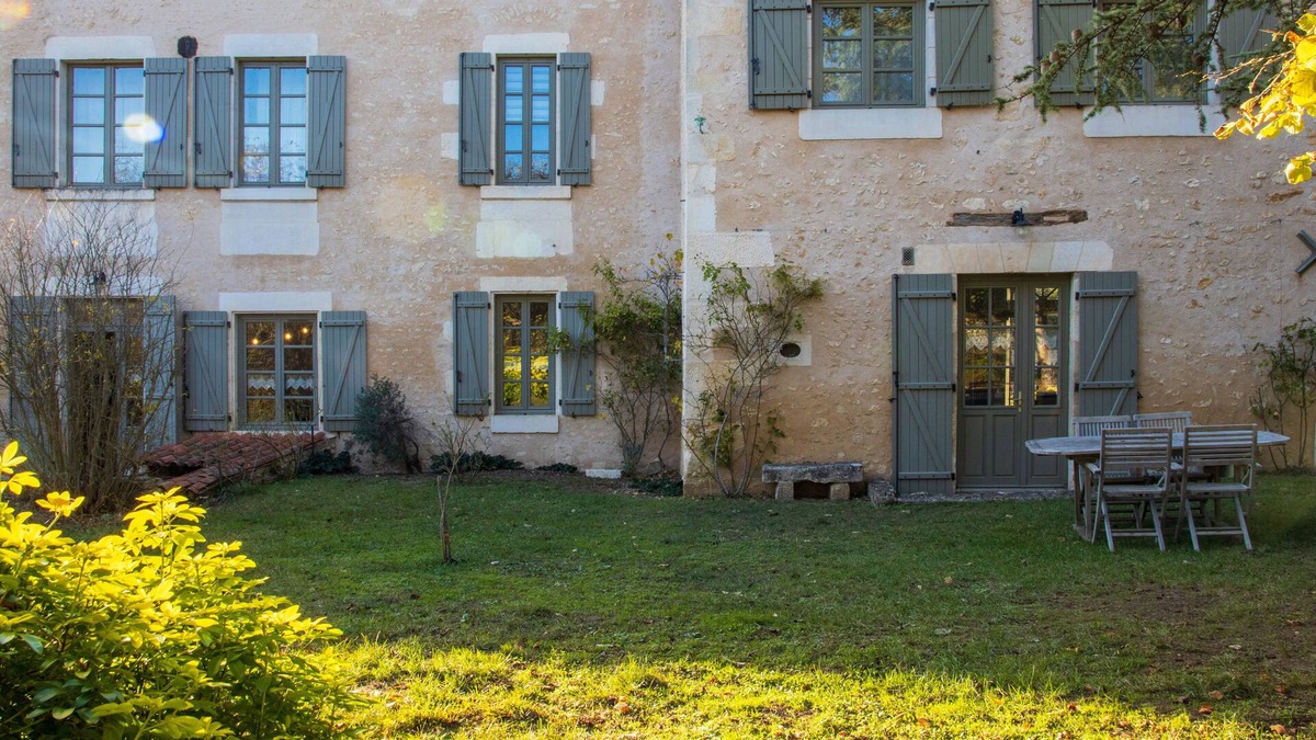Saint-Benoit House | Le Domaine Valigny