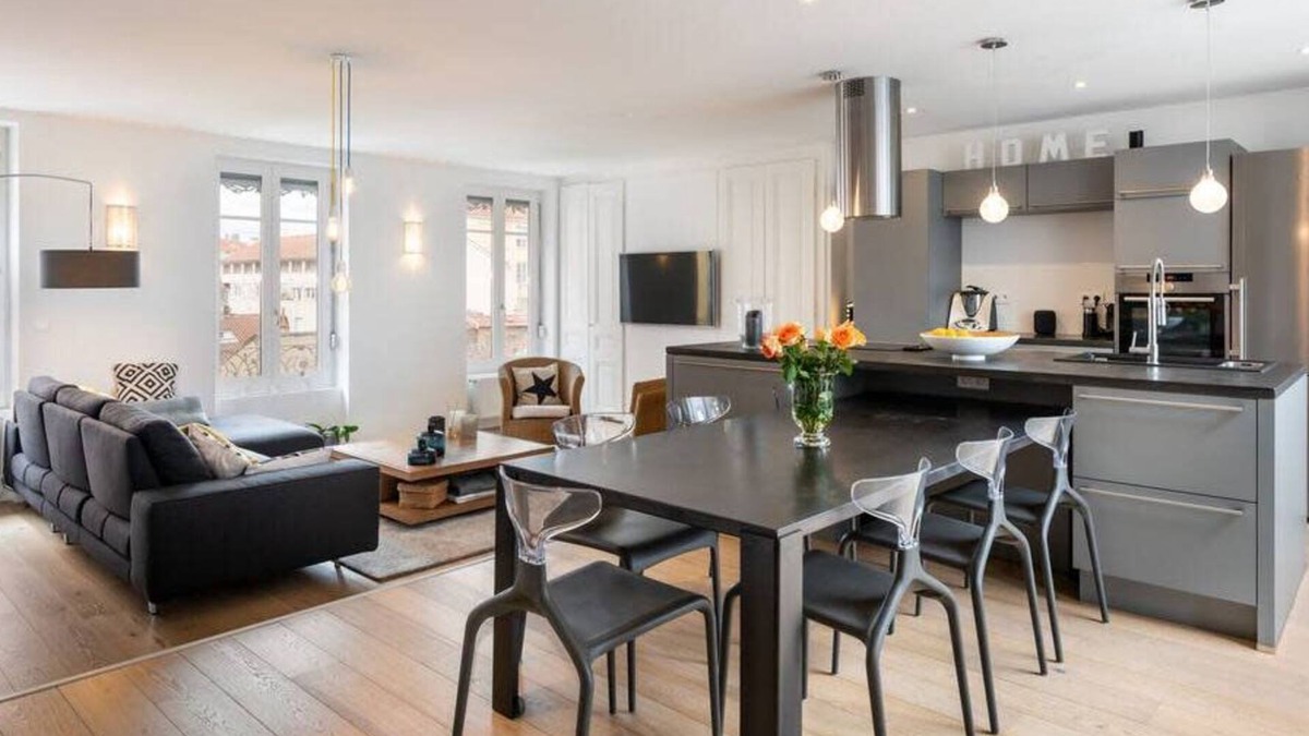 Croix Rousse Apartment | Le Duplex - Amazing flat overlooking the rooftops of Lyon